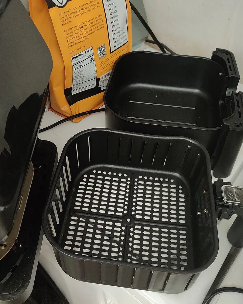 Illustrative photo of air fryer, not the exact Ninja Air Fryer Pro (AF101 family)