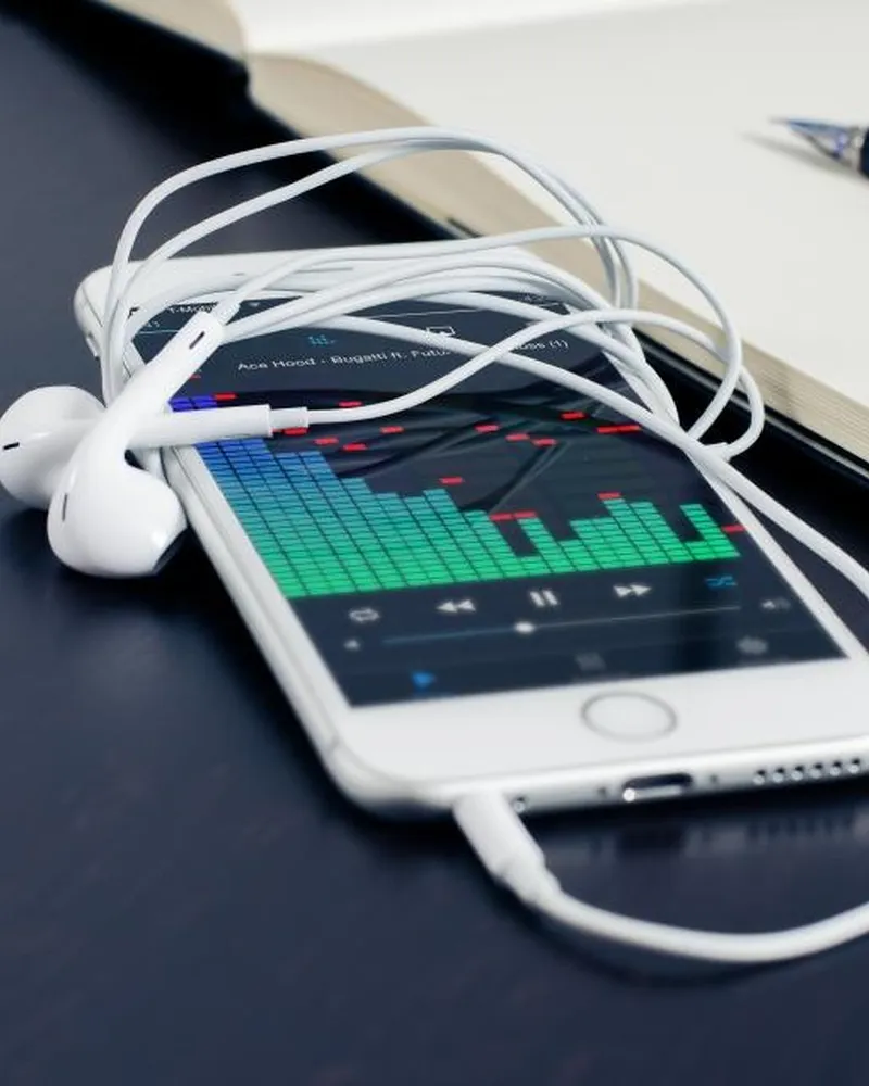 Illustrative photo of earbuds, not the exact SoundPEATS Capsule3 Pro+