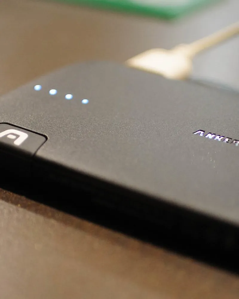 Illustrative photo of power bank, not the exact INIU Portable Charger 10,000mAh