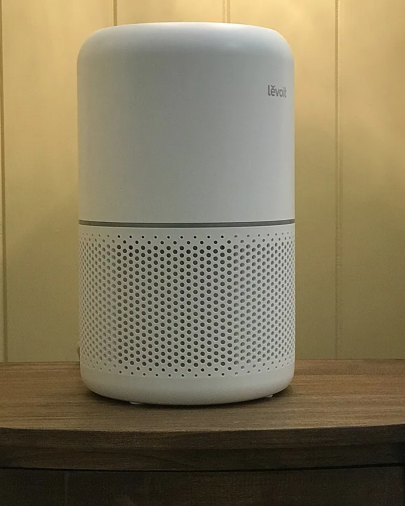 Illustrative photo of a air purifier, not the exact Winix 5510 Air Purifier
