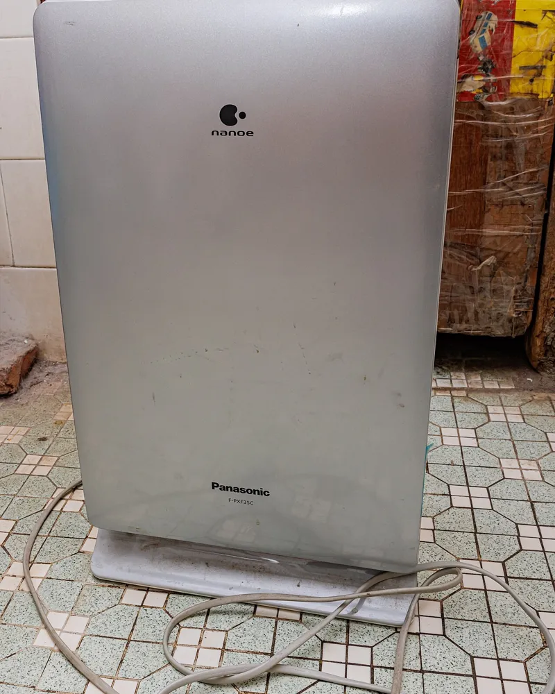 Illustrative photo of a air purifier, not the exact Levoit Core 300-P