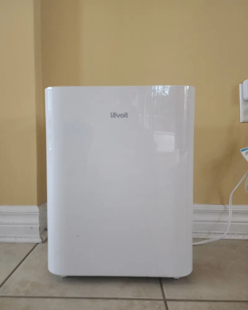 Illustrative photo of a air purifier, not the exact Blueair Blue Pure 511
